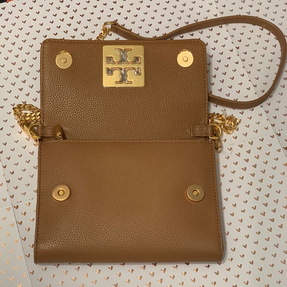 Britten Chain Wallet - Picture 4 of 6
